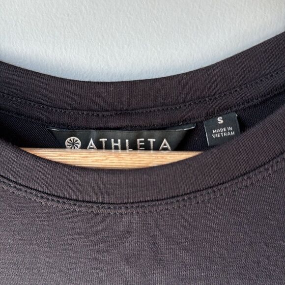 Athleta Cloudlight Asymmetrical Tank - Picture 4 of 7